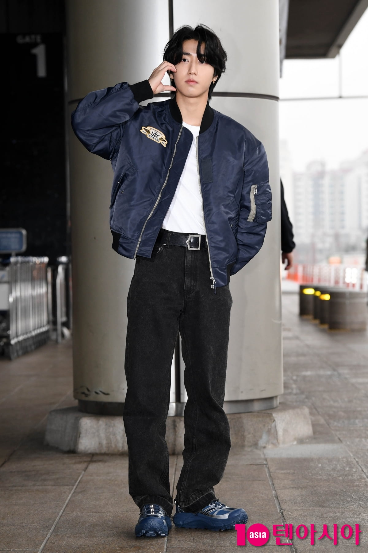 Stray Kids' Han Departs for Japan for Overseas Schedule