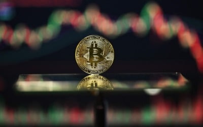 비트코인 8만 6000달러까지 하락…이더리움도 7% 이상 빠져