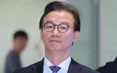 '귀국' 전재수, 해수부 장관 사의…"정부 흔들려선 안 돼"