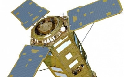 [속보] 우주청 "아리랑 7호, 발사 성공"