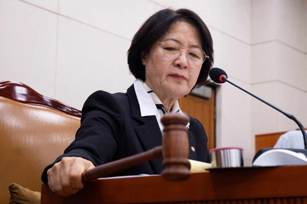 "여의도에서 하남까지 5시간 걸려"…추미애, 오세훈 '정조준'