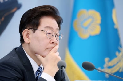이 대통령 "삼전닉스 레버리지 ETF, 보완대책 신속 마련하라"
