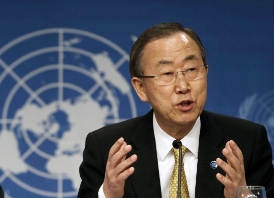 United Nations Secretary-General Ban Ki-moon (R) holds a joint news conference with UN-Arab League Envoy to Syria Lakhdar Brahimi (not pictured) in Montreux January 22, 2014.  Syria's government and its enemies come face to face on Wednesday for the first time as world powers try to set aside their own differences and push for an end to three years of civil war that is unsettling the entire Middle East.     REUTERS/Gary Cameron  (SWITZERLAND - Tags: POLITICS)