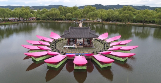 부여, 서동연꽃축제 궁남지서 열려