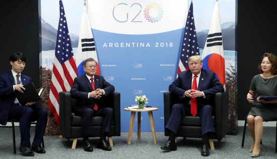 G20에서 만난 한-미 정상