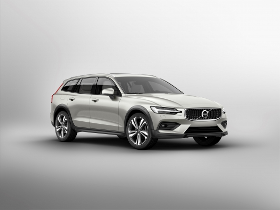 New Volvo V60 Cross Country exterior