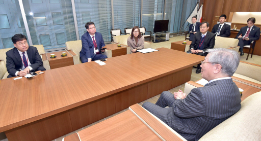 올 초 한국경제신문과 단독인터뷰를 진행한 나카니시 히로아키 게이단렌 회장/한경DB